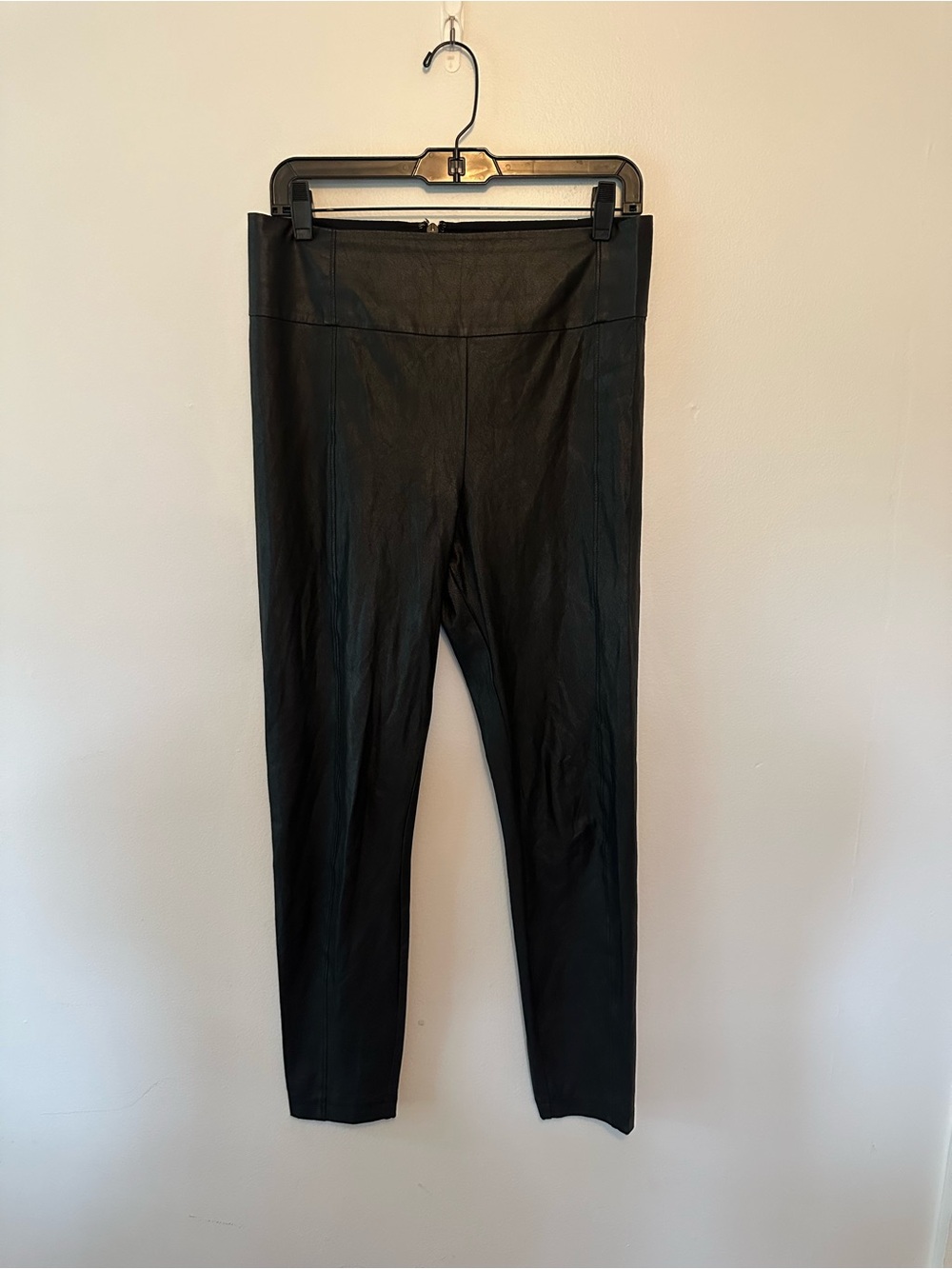 BCBGMAXAZRIA Black Faux Leather High Rise Seamed Leggings Pants Size Medium M